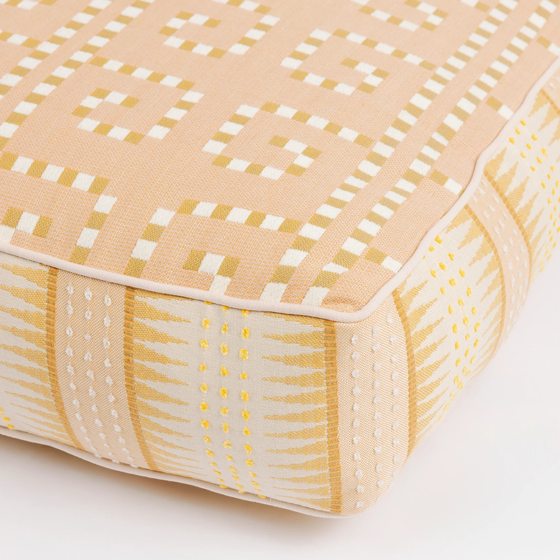 Peach Dog Bed - Image 2